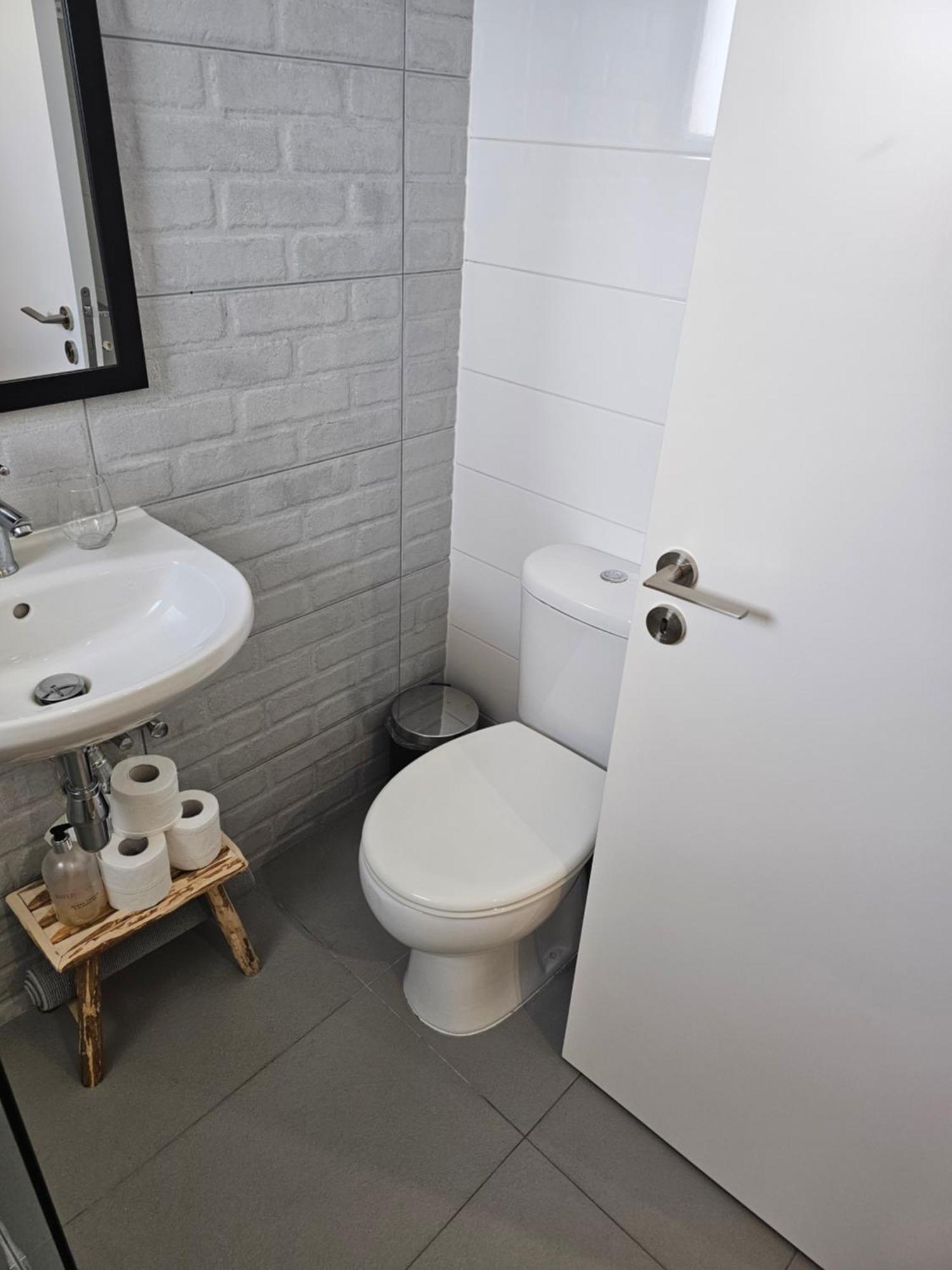 City Center Apartments Пафос Екстер'єр фото
