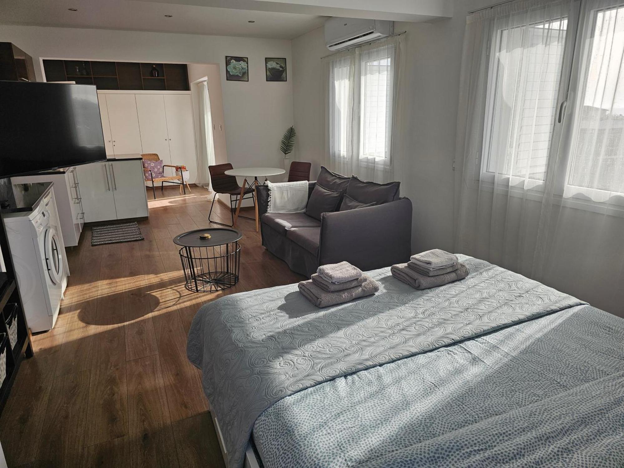 City Center Apartments Пафос Екстер'єр фото