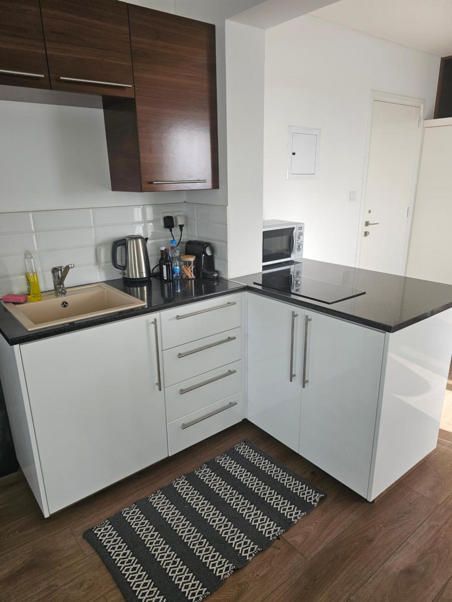 City Center Apartments Пафос Екстер'єр фото