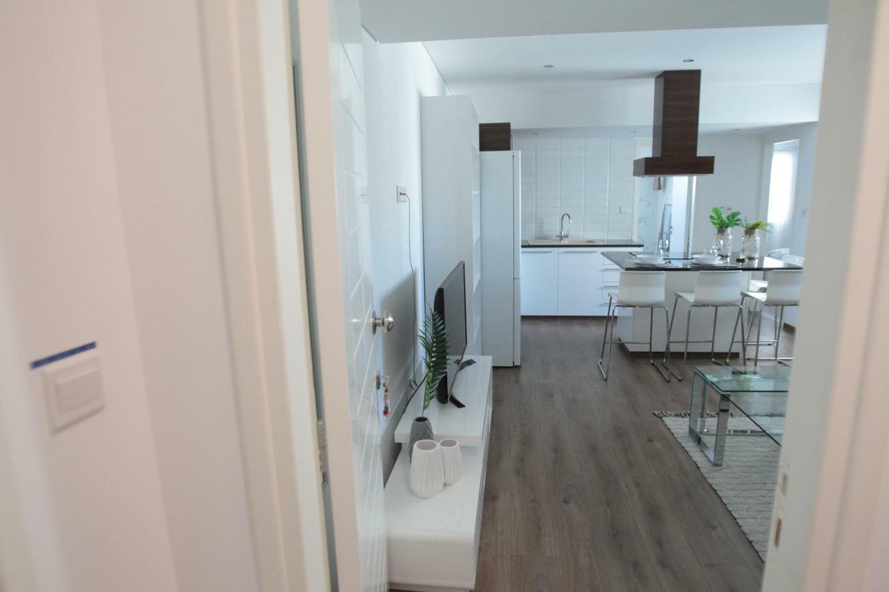 City Center Apartments Пафос Екстер'єр фото